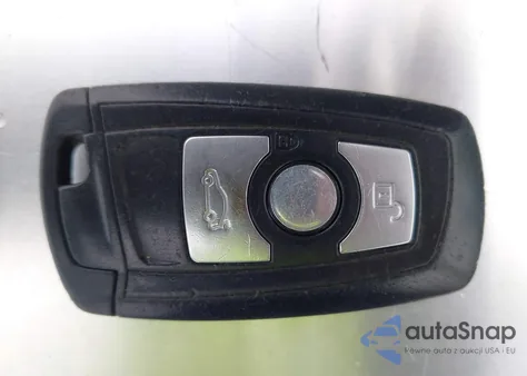 2013 BMW 328I z USA, uszkodzony, nr VIN WBA3A5C50DF602508